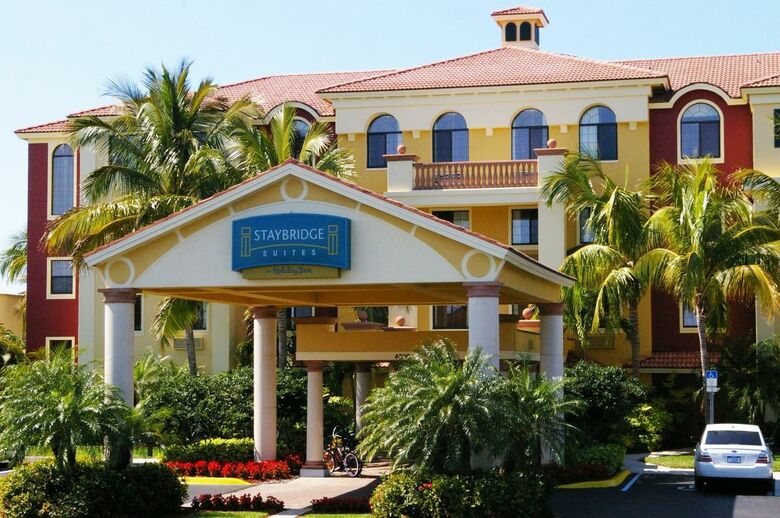 Hotel Staybridge Suites Naples-gulf Coast