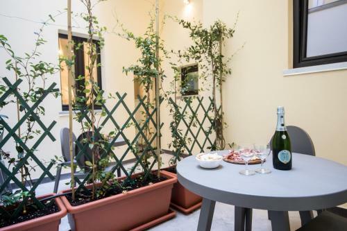 L'8 Boutique Design Apartments