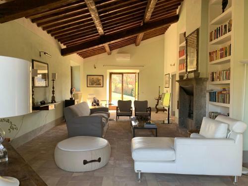 Villa Casale Pietra