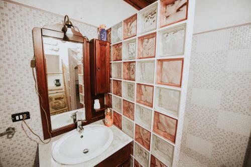 Antonella Home