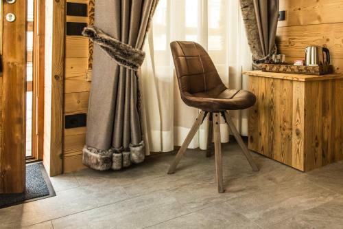 Hostal Alpine Rooms Guesthouse