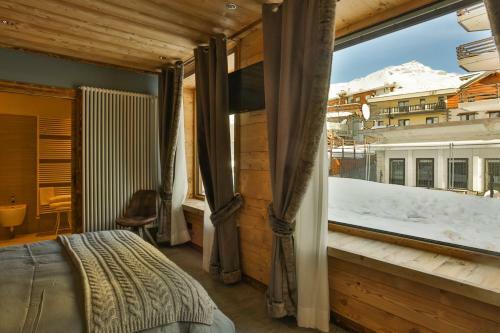 Hostal Alpine Rooms Guesthouse
