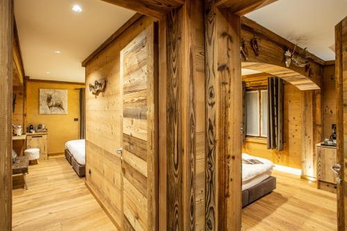 Hostal Alpine Rooms Guesthouse