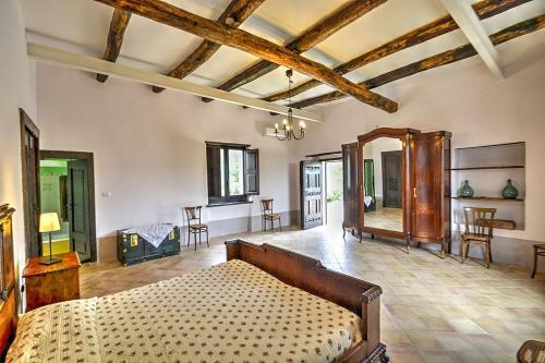 Calvanico Villa Sleeps 6 Air Con
