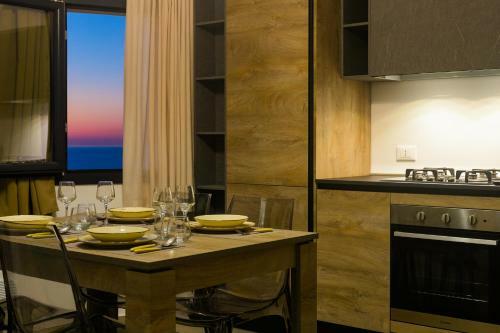Rentopolis Sunset Luxury Apartments