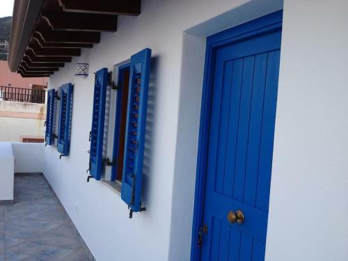 Casaeolia_blues House