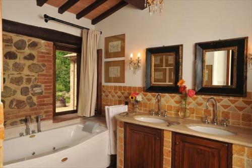 Canonica Villa Sleeps 6 Pool Air Con Wifi