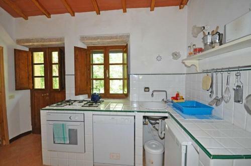 Apartment In Marsiliana Sleeps 4