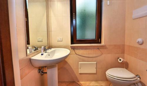 Scafa Villa Sleeps 6 Pool Air Con Wifi