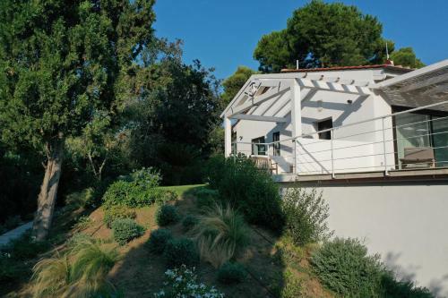 Villa Giomoa Beach Front - Dca Certified And Guaranteed