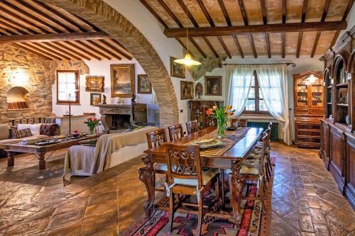 Capalbio Scalo Villa Sleeps 8 Pool Air Con Wifi