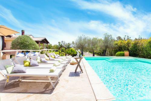 Villa Mariposa Con Piscina Per 12/14 Persone