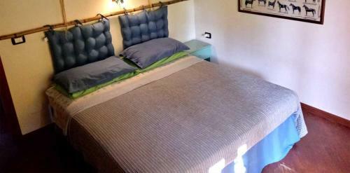 Tenuta Sella E Mosca Villa Sleeps 2 Pool T805800