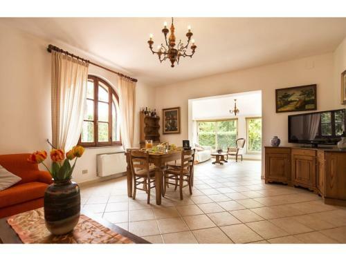 Alghero, Villa Galatea For 8 People With Large Garden