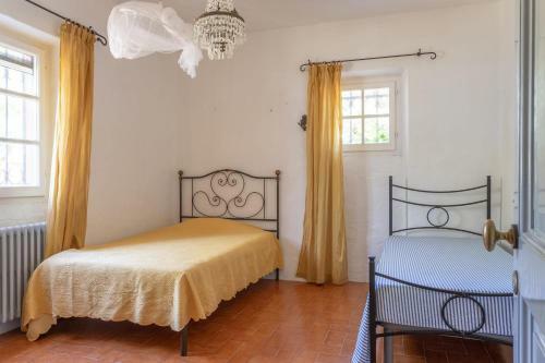 Villaflair - Villa Morcone With Private Beach