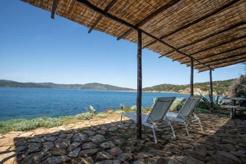 Villaflair - Villa Morcone With Private Beach