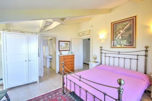 Villa In Castellabate Sleeps 6 Includes Air Con 7