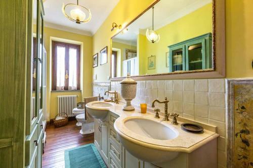 Casa Con Piscina Tra Borgo E Campagna