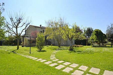 Castiglion Fiorentino Villa Sleeps 3 Pool