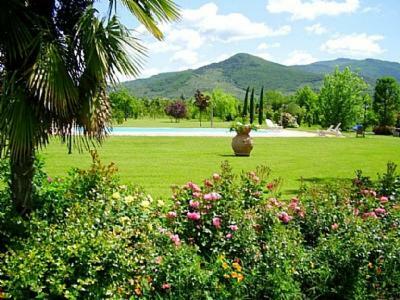 Castiglion Fiorentino Villa Sleeps 3 Pool