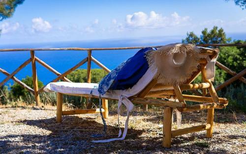 Cefalu Villa Sleeps 4 Wifi