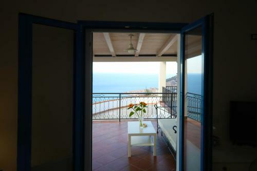 Hostal Skyview Cefal�