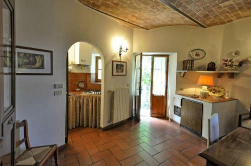 Centeno Apartment Sleeps 4 T241836