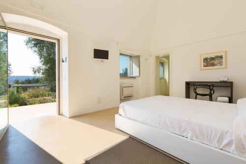 Grieco Villa Sleeps 12 With Pool Air Con And Wifi