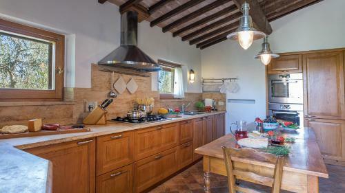 Villa Il Vecchio Ulivo 10