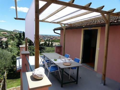 Chiavari Villa Sleeps 2 Pool Air Con Wifi