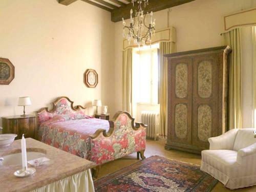 Chianciano Terme Villa Sleeps 24 With Pool