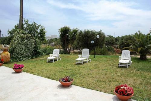 Cisternino Villa Sleeps 2 Pool Air Con Wifi