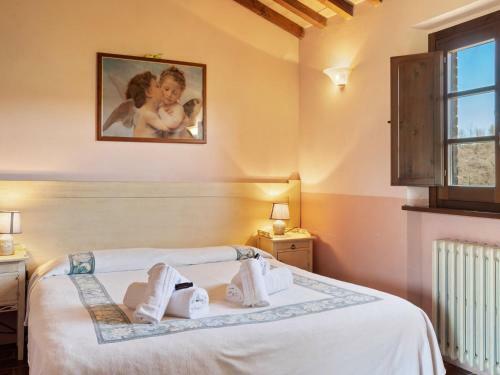 Quaint Cottage In Citt� Della Pieve With Swimming Pool