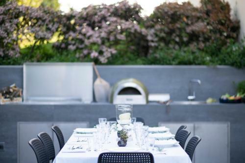 Civitanova Alta Villa Sleeps 20 With Pool And Air Con