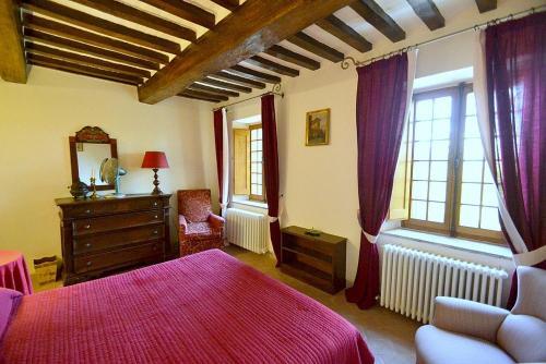 Case Colle Villa Sleeps 30 With Pool And Air Con