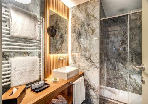 Dbh ? Boutique Hotel Lake Como