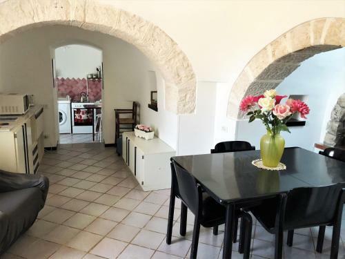 Villa Wepuglia - La Casa Sulla Roccia