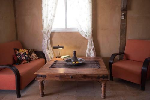 Tobiana Desert Lodging Negev