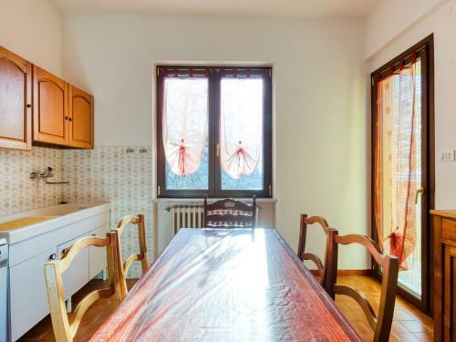 Quaint Holiday Home In Erli With Balcony