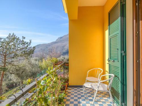 Quaint Holiday Home In Erli With Balcony