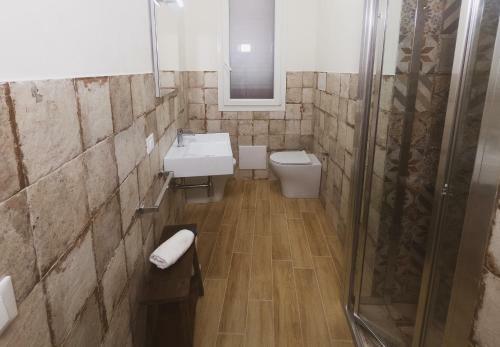 Hostal Cave Garden Rooms
