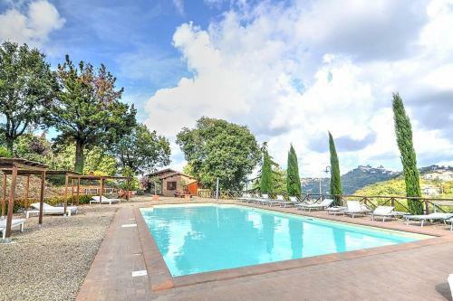 Fiordini Villa Sleeps 4 Pool Air Con Wifi