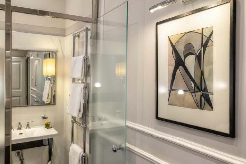 Hotel Florence Luxury Suites And Wellness