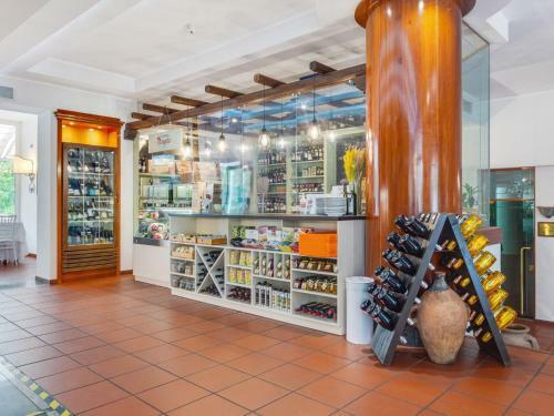 Heavenly Holiday Home In Folignio With Whirlpool