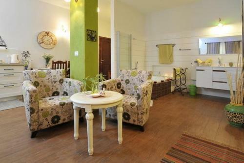 Lodge Miki's B&B Rosh Pinna