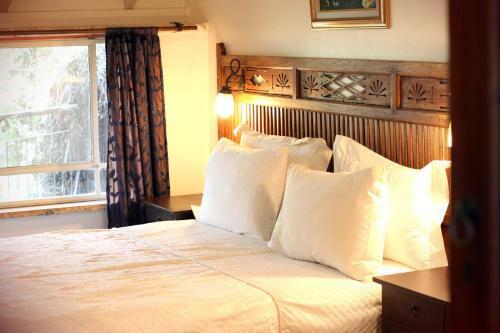 Hostal Pina Balev Inn
