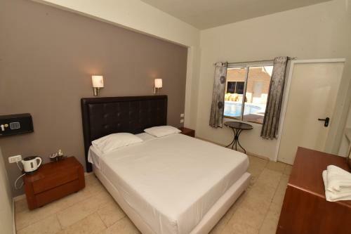Red Sea Hotel