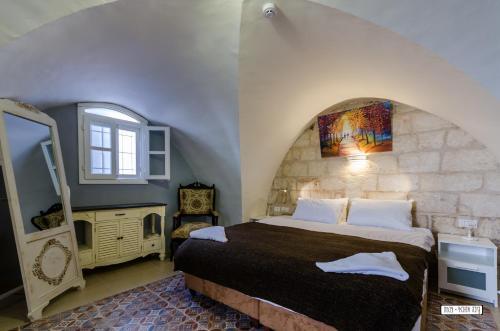 Hostal Alexandra House
