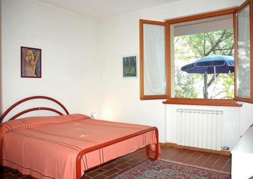 Garda Apartment Sleeps 6 With Pool And Wifi