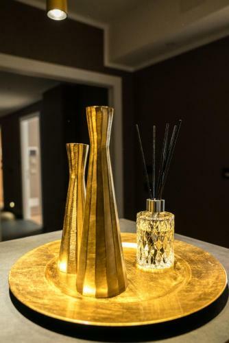 Hostal Teseo Rooms & Relax